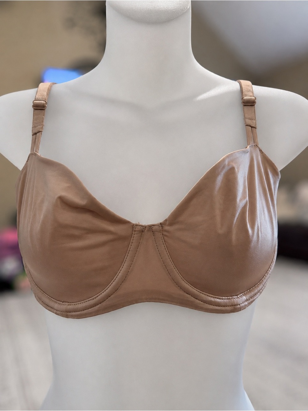 Victoria’s Secret Dream Angels Wicked Uplift Bra 32DD Nude Smooth Unlined